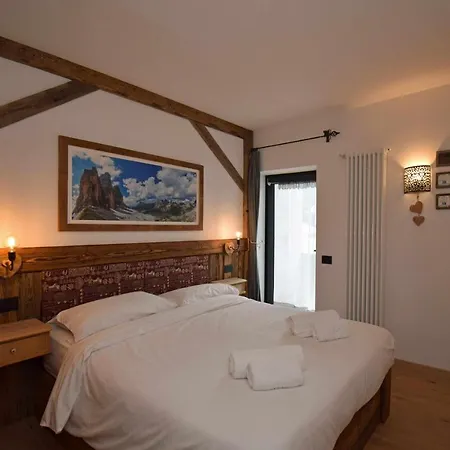 Legno Vecchio-padola-dolomiti-rustic & Modern דירה פאדולה